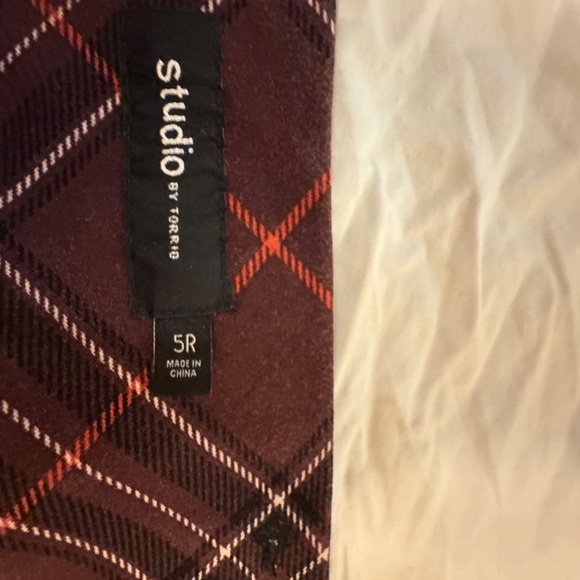 Torrid Studio Pull-On Pocket Pixie Wide-Leg Pants – Burgundy Plaid - Picture 7 of 9